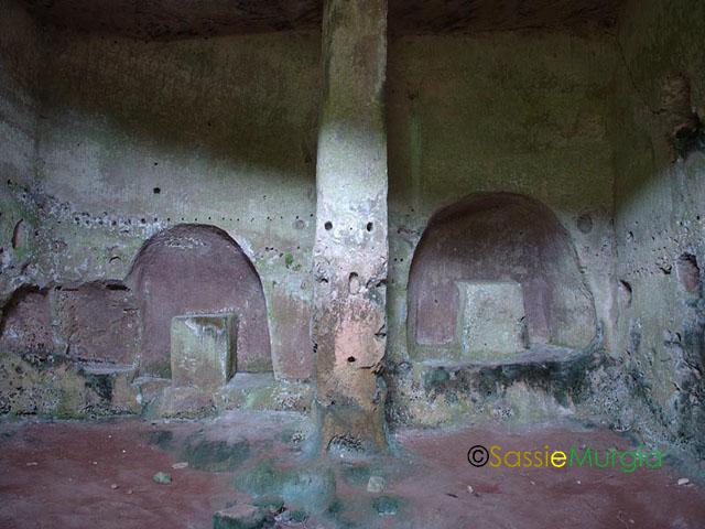 sei-su-immagine-raffigurante-l-interno-mono-navata-della-cripta-di-Sant-Andrea