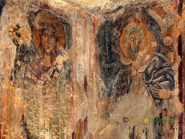 sei-su-immagine-raffigurante-palinsesto-di-affreschi-in-chiesa-rupestre-di-San-Giovanni-in-Monterrone