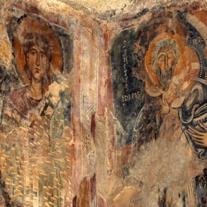 sei-su-immagine-raffigurante-palinsesto-di-affreschi-in-chiesa-rupestre-di-San-Giovanni-in-Monterrone