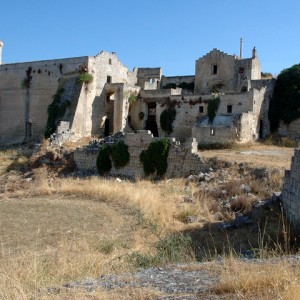 sei-su-immagine-raffigurante-la-masseria-fortificata-selva-venusio