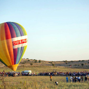 sei-su-immagine-raffigurante-un-momento-dell-edizione-2014-del-matera-ballon-festival